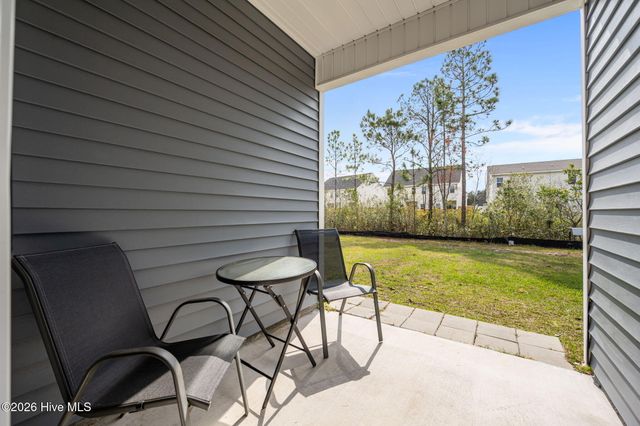 349 S Stingray Lane, Sneads Ferry, NC 28460