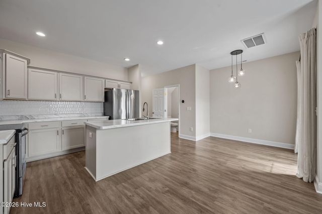 349 S Stingray Lane, Sneads Ferry, NC 28460