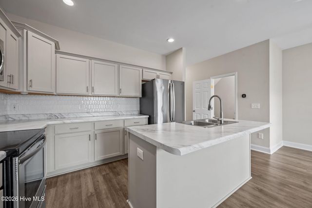 349 S Stingray Lane, Sneads Ferry, NC 28460