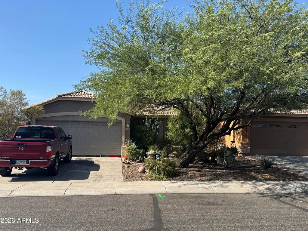 11348 W PINEHOLLOW Drive, Surprise, AZ 85378 — photo 2