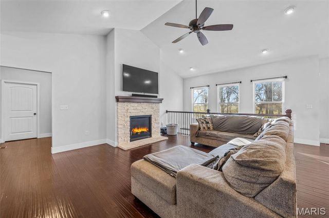 1349 Shady Parc Court, O'fallon, IL 62269