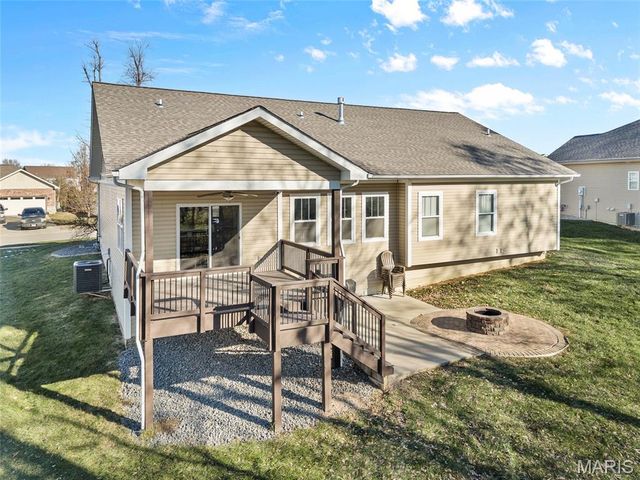 1349 Shady Parc Court, O'fallon, IL 62269