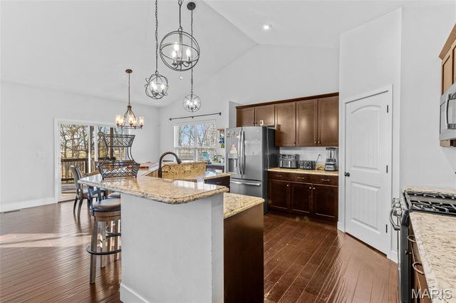 1349 Shady Parc Court, O'fallon, IL 62269