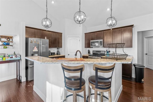 1349 Shady Parc Court, O'fallon, IL 62269