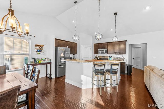 1349 Shady Parc Court, O'fallon, IL 62269