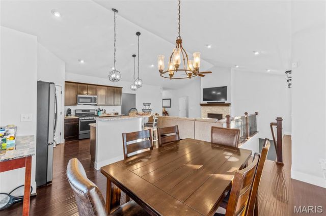 1349 Shady Parc Court, O'fallon, IL 62269