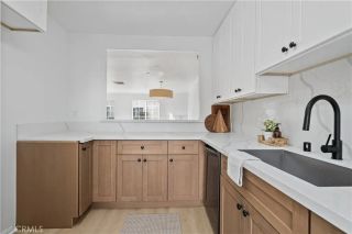 15920 Sherman Way 8, Van Nuys, CA 91406