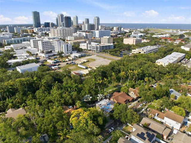 651 10TH AVE S, St Petersburg, FL 33701