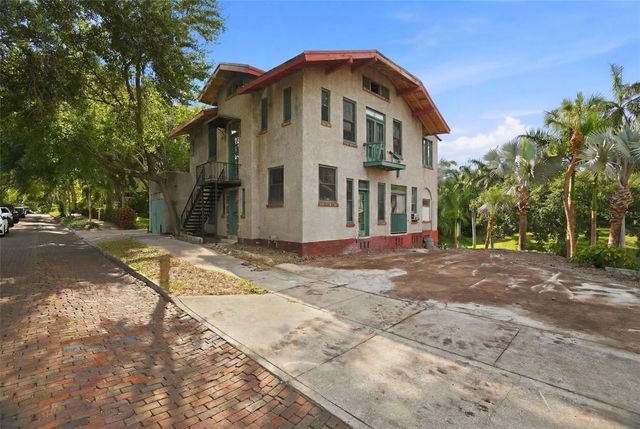 651 10TH AVE S, St Petersburg, FL 33701