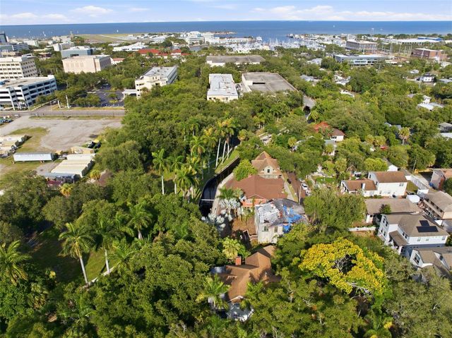 651 10TH AVE S, St Petersburg, FL 33701
