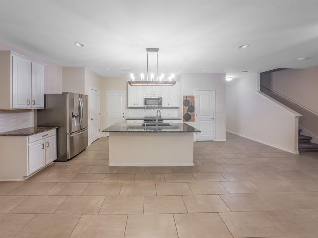 6421 Graymont DR, Austin, TX 78754