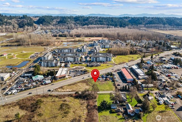 4735 Auburn Way N, Auburn, WA 98002