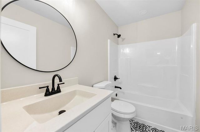 7164 Saint James Road SE, Edwardsville, IL 62025