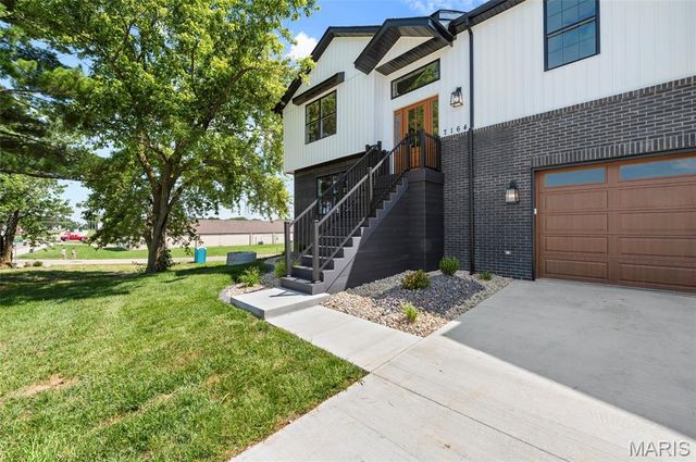 7164 Saint James Road SE, Edwardsville, IL 62025