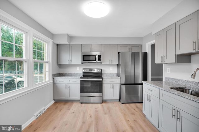 9107 BOWLER DR, Fairfax, VA 22031