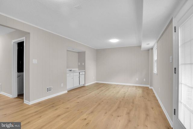 9107 BOWLER DR, Fairfax, VA 22031