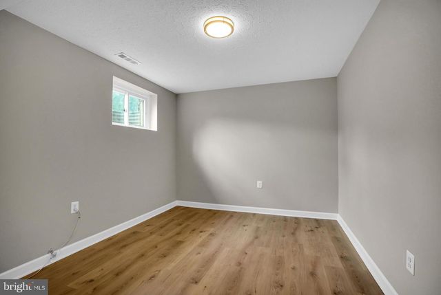 9107 BOWLER DR, Fairfax, VA 22031