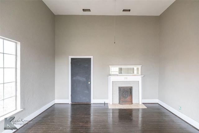 141 W 3rd Street, Baird, TX 79504