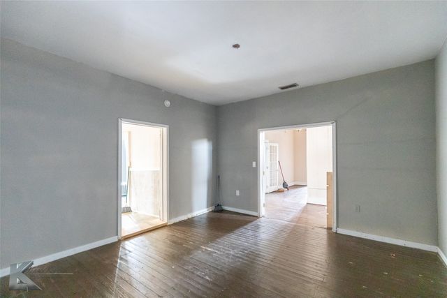 141 W 3rd Street, Baird, TX 79504