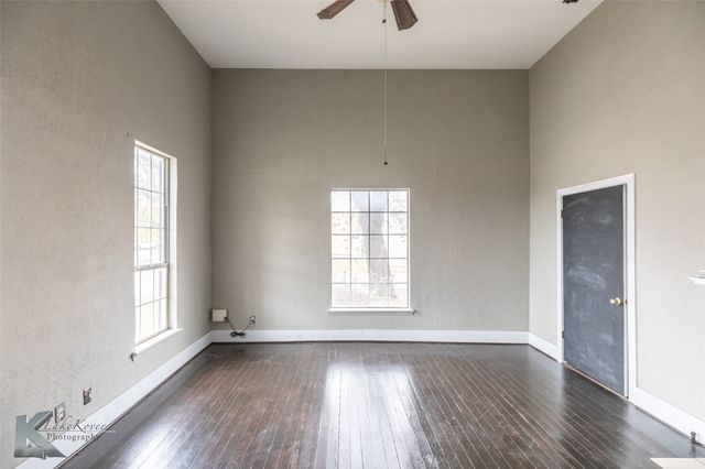 141 W 3rd Street, Baird, TX 79504