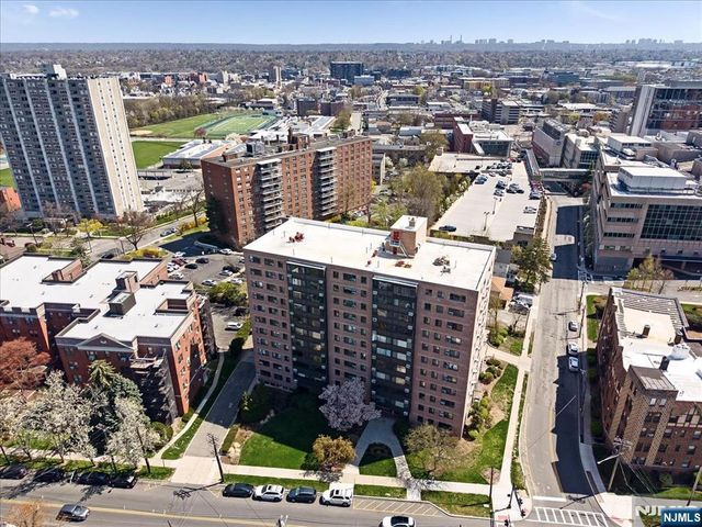 90 Prospect Avenue 7A, Hackensack, NJ 07601