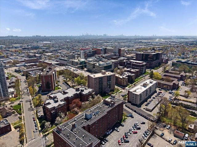90 Prospect Avenue 7A, Hackensack, NJ 07601