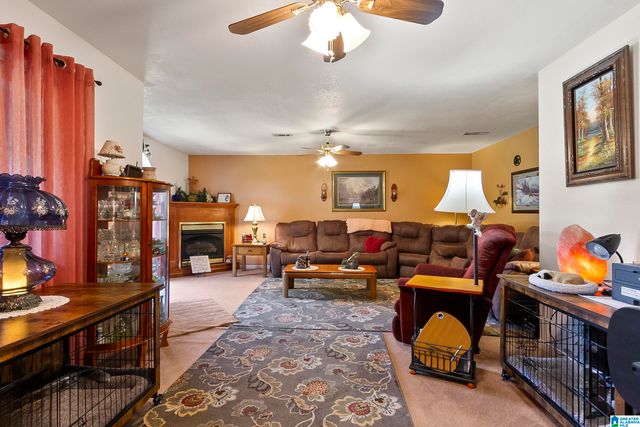 1901 COUNTY ROAD 83, Berry, AL 35546