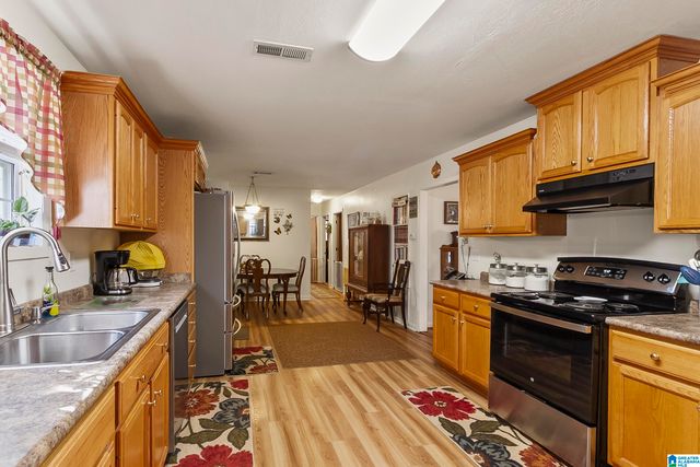 1901 COUNTY ROAD 83, Berry, AL 35546