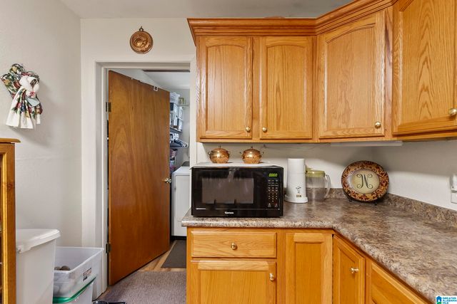 1901 COUNTY ROAD 83, Berry, AL 35546