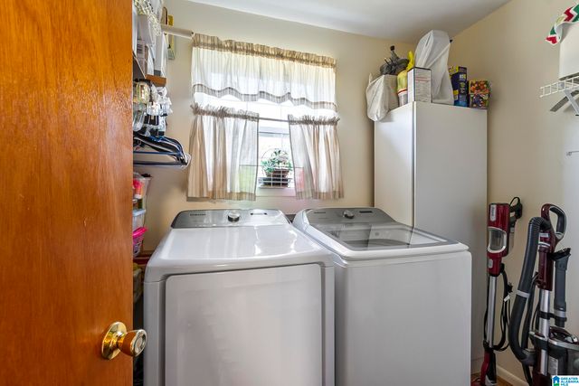 1901 COUNTY ROAD 83, Berry, AL 35546