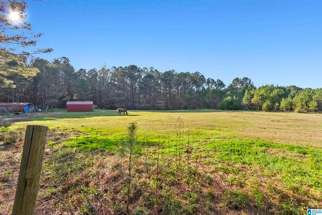 1901 COUNTY ROAD 83, Berry, AL 35546