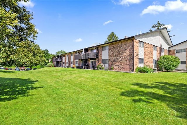 11B Kingery Quarter 107, Willowbrook, IL 60527