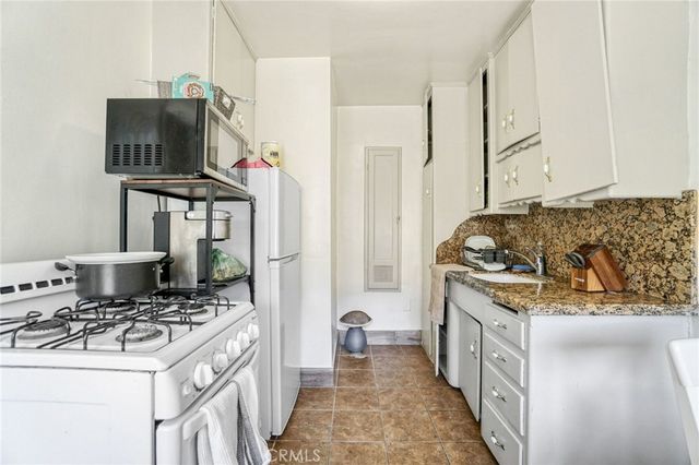 1134 Marco Place, Venice, CA 90291