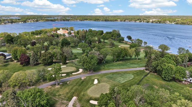3114X Brooks Lane, Wayzata, MN 55391