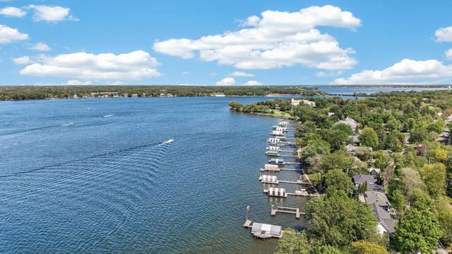 3114X Brooks Lane, Wayzata, MN 55391