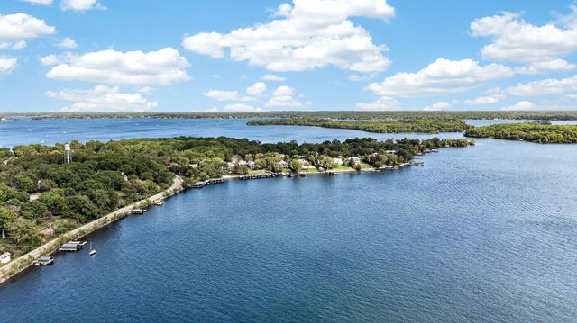 3114X Brooks Lane, Wayzata, MN 55391