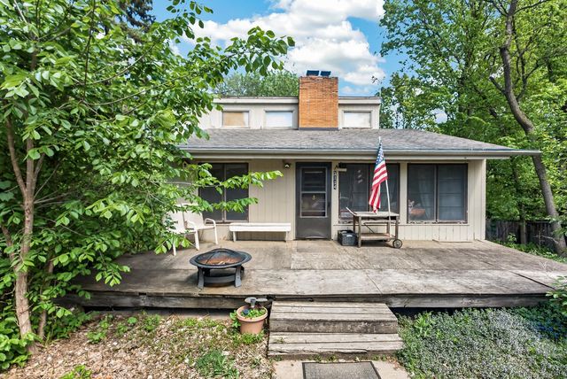 3114X Brooks Lane, Wayzata, MN 55391