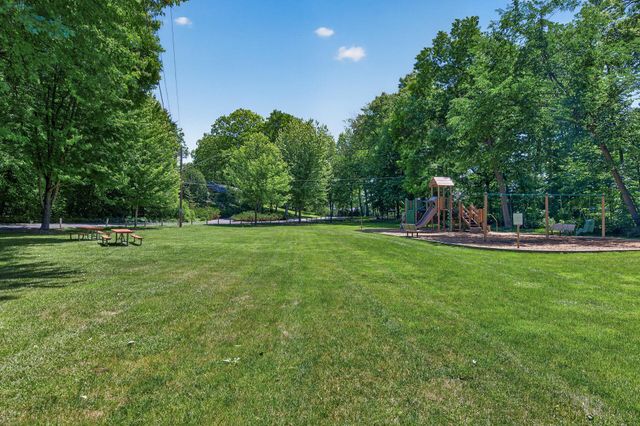 3114X Brooks Lane, Minnetonka Beach, MN 55361