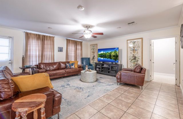 512 Buena Vista Blvd, Houma, LA 70360