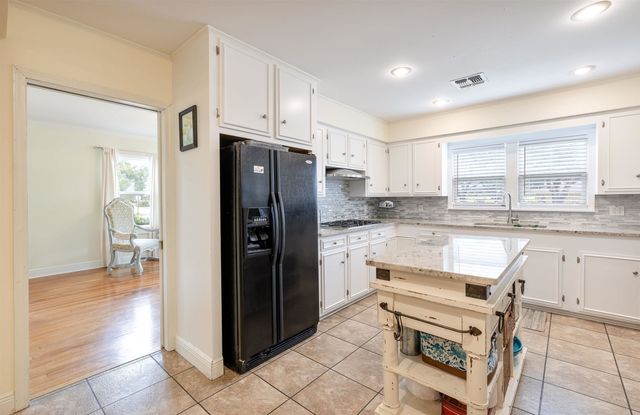 512 Buena Vista Blvd, Houma, LA 70360