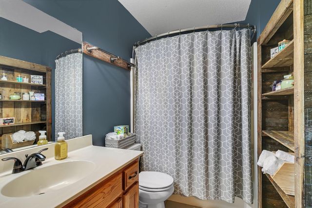 235 86th Street NW, Watab Twp, MN 56367