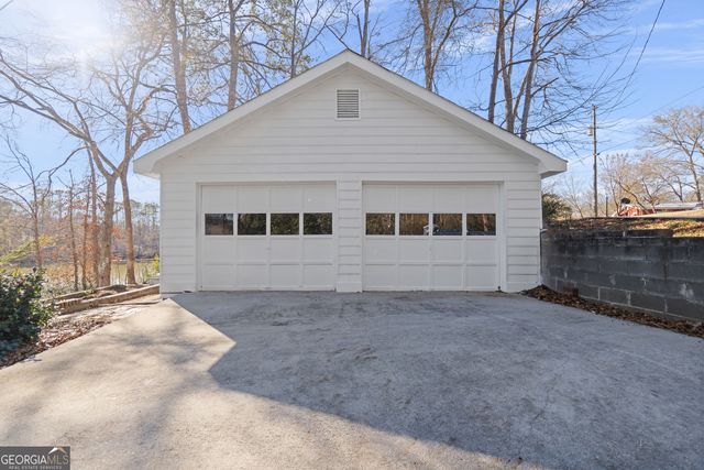 201 Cherokee Drive, Jackson, GA 30233