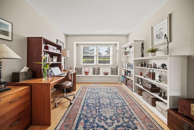 835 Seapalm Avenue, Pacific Grove, CA 93950