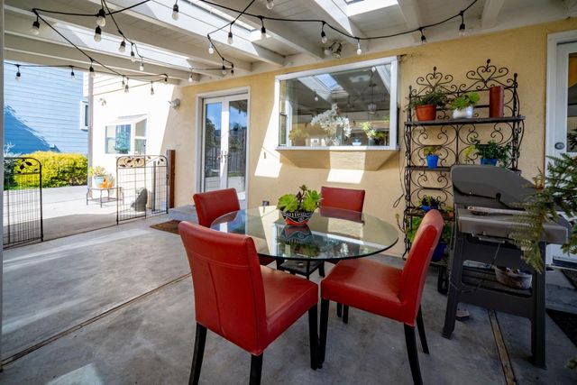 835 Seapalm Avenue, Pacific Grove, CA 93950