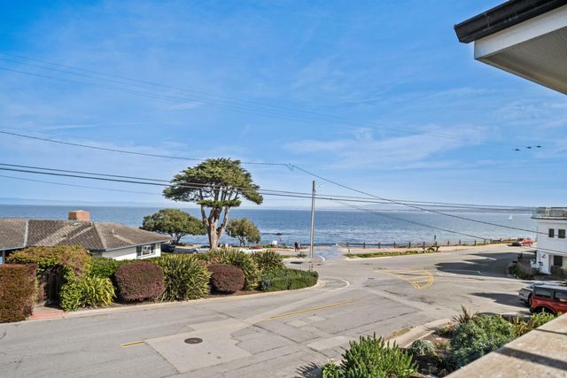 835 Seapalm Avenue, Pacific Grove, CA 93950