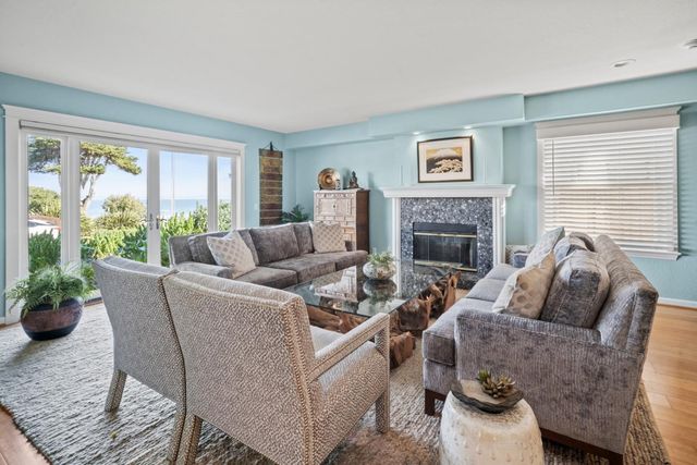 835 Seapalm Avenue, Pacific Grove, CA 93950