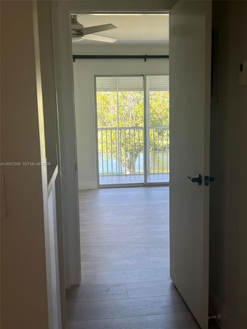 13155 SW 7th Ct 204E, Pembroke Pines, FL 33027