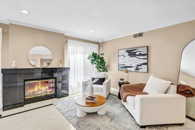 13157 Russet Leaf Ln, San Diego, CA 92129