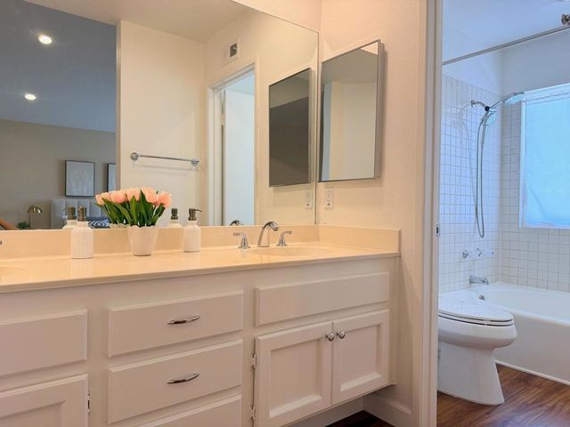 13157 Russet Leaf Ln, San Diego, CA 92129