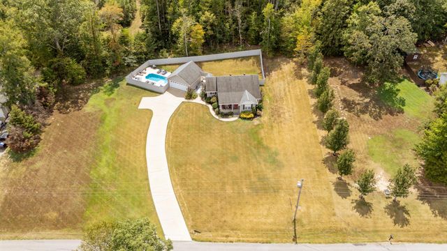 210 TRINITY CIR, Savannah, TN 38372